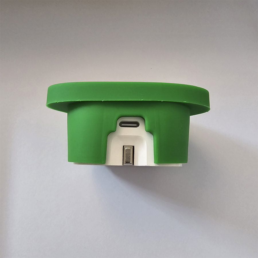 محافظ آداپتور شارژر 20 وات آیفون فانتزی مدل آواکادو