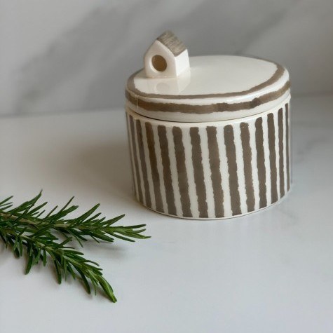 شکلات خوری طرح کلبه