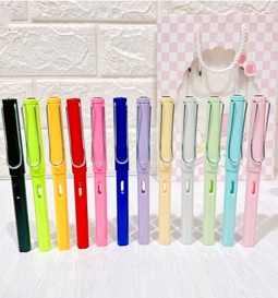 مدارنگی بی نهایت 